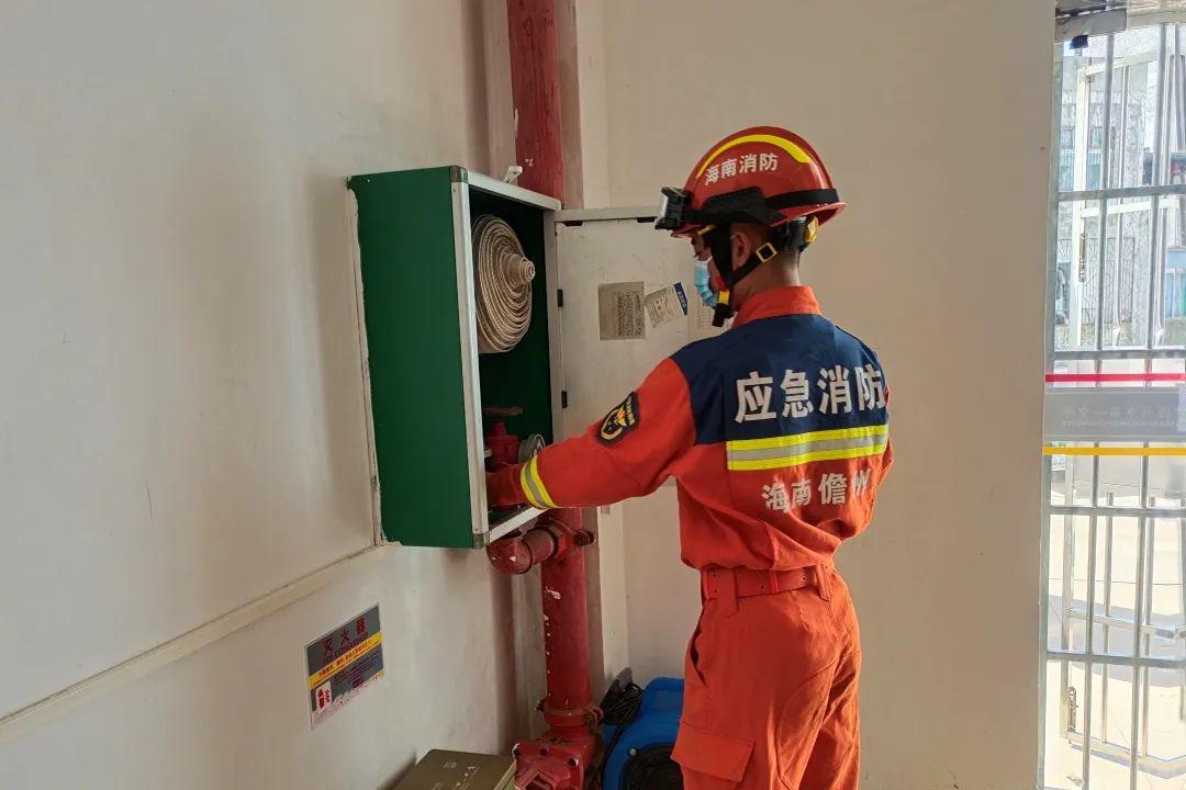 儋州消防多措并举护航高考安全，专业破拆工具助力消防救援